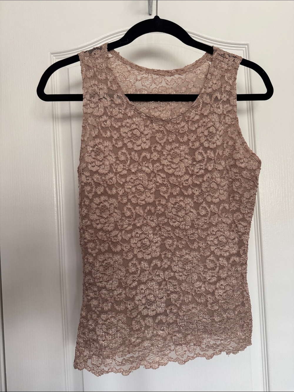 Women's Lace Floral Sleeveless Camisole in Blush Pink